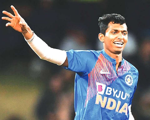 Poor bowling robs Delhi of full points