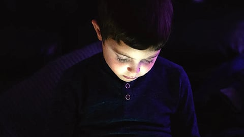 The psychology behind digital dependence