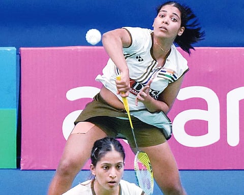 Treesa–Gayatri retain title; Srikanth suffers heartbreak