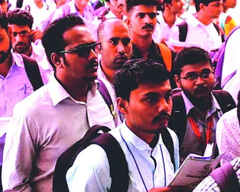 Unemployment rate falls to 7-month low of 4.7%