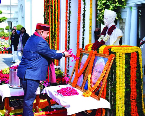 Vijender Gupta pays tribute to Madan Mohan, Vajpayee