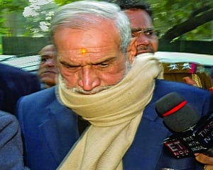 1984 anti-Sikh riots: Delhi court awards lifer to ex-Congress leader Sajjan Kumar in murder case