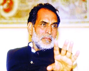 A Mahabharata of Conscience in the Shadow of Emergency