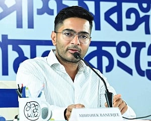 Abhishek Banerjee slams Shah over Sonar Bangla pitch