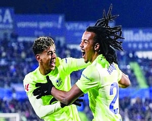 Barcelona again held to draw at Getafe, Griezmann misses penalty as Atletico’s win streak ends