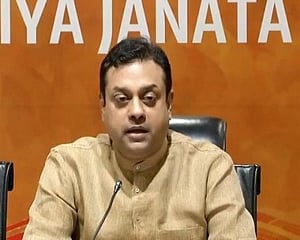 BJP takes traitor jibe at Rahul, says he 'insults' Indian institutions on foreign soil