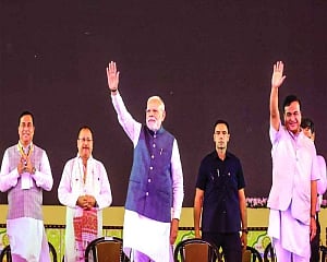 Congress backing Pak-groomed terrorists, alleges PM Modi