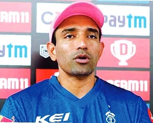 Cricketer Robin Uthappa appears before ED in online betting app case