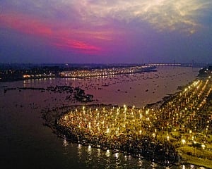 Crowds swell into night at Kumbh on Shivratri eve