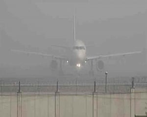 Dense fog in Delhi for second consecutive morning; 81 trains delayed, 15 flights diverted