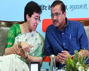 Delhi govt suffered losses of Rs 2,000 cr due to liquor policy: CAG report