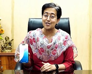 Delhi women waiting for Rs 2,500 to be credited to their bank accounts, says Atishi