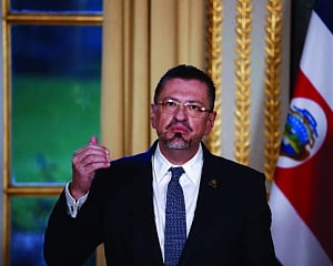 Effort to strip  Costa Rica  President of  immunity fails