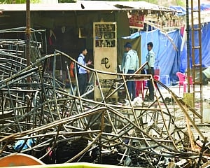 Fire guts Dilli Haat in the heart of Capital, no casualties reported