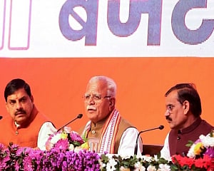 Govt has taken note of 'objections' on US treatment of Indian deportees: Khattar