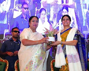 Govt to set up 7,500 health camps
