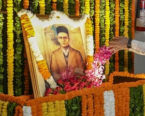 Grateful nation can never forget Savarkar's courage, struggle: PM Modi