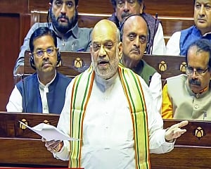 Home Minister tears into Opposition over north-south language war