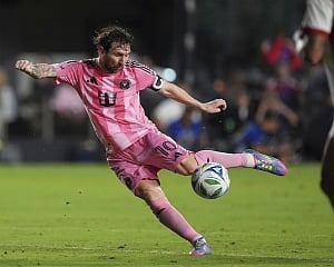 Lionel Messi scores for Inter Miami in 1-1 MLS tie with Toronto