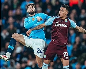 Man City scores late winner to beat Aston Villa 2-1 and boost Champions League hopes