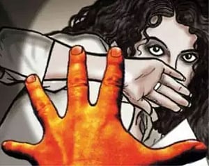 Man posing as delivery agent rapes techie after entering her Pune home; search on for him
