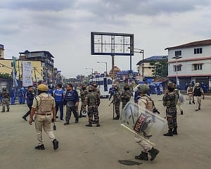 Manipur: Unrest in Kangpokpi dist as locals defy Shah's directive for free movement across state