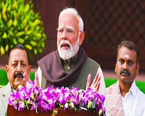 Modi takes a pot shot at the Opposition