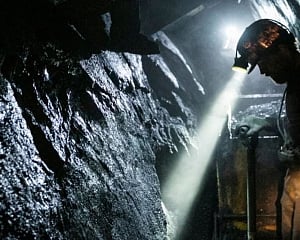One dead, more feared trapped after portion of coal mine collapses in Jharkhand
