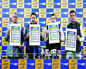 Pay present property tax to MCD, clear all past dues