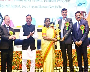 President confers SCOPE eminence to POWERGRID