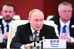 Putin blames West for Ukraine conflict