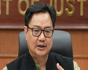 Rahul Gandhi running malicious campaign to discredit constitutional bodies: Rijiju