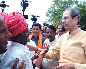 Right time to waive farm loans, says Uddhav after visiting flood-hit areas