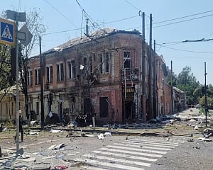 Russia fires over 100 drones at Ukraine as Kremlin dismisses transport chief after travel chaos
