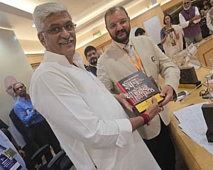 Secret key to Harappan lipi and Bhasha deciphered