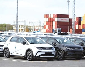 Sri Lanka customs releases 500 EVs