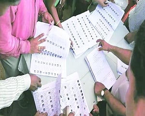 To improve purity of voters' list, EC to seek list of registered deaths from RGI electronically