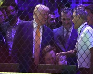Trump receives standing ovation as he enters UFC event in Miami