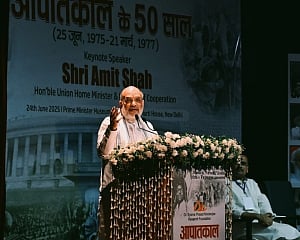 When those in power become dictatorial, people have power to overthrow them: Amit Shah