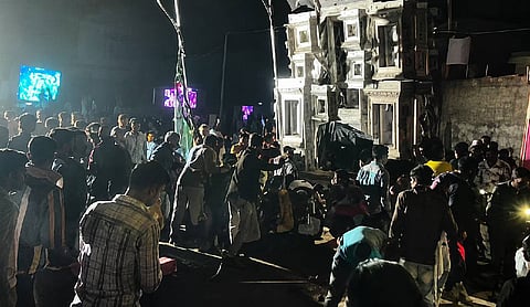 3 Killed, 10 injured after Muharram Tazia procession touches power line in MP's Ratlam