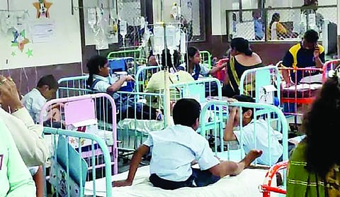 30 students hospitalised, one dead in Maharashtra