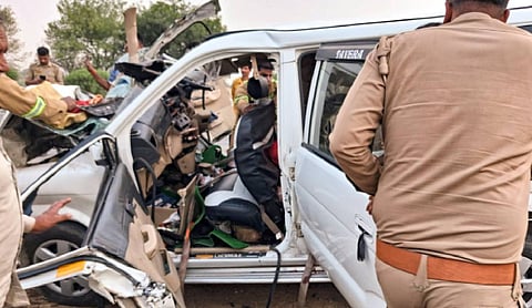 6 Killed In UP Road Accident,SUV Crashes Into Truck In Jalaun Several Injured