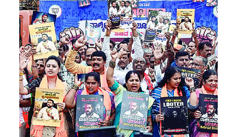 8 Bills passed in Karnataka Assembly without discussion