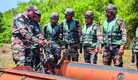 Assam Rifles conducts boatmanship training