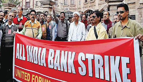 Bank employees, officers demand immediate resolution of PLI impasse