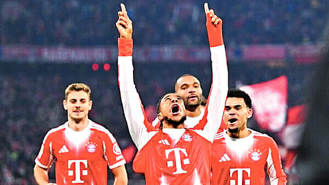 Bayern demolishes Wolfsburg 8-1, enjoy Bundesliga lead