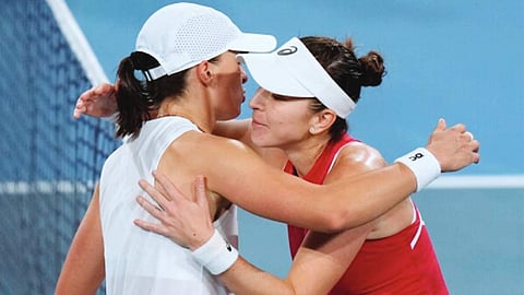 Bencic gives Switzerland lead in United Cup