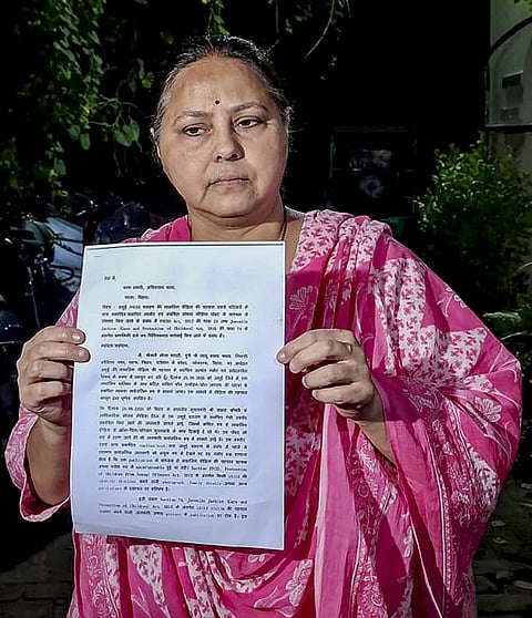 File photo: RJD MP Misa Bharti displays a complaint concerning crimes against women and minor girls in Patna, PATNA. (PTI Photo)