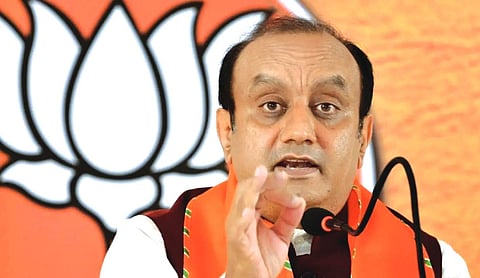 BJP seek Rahul’s apology over shirtless protest
