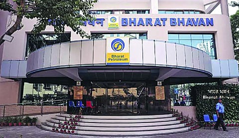 BPCL slips into red in Q1 on holding fuel prices